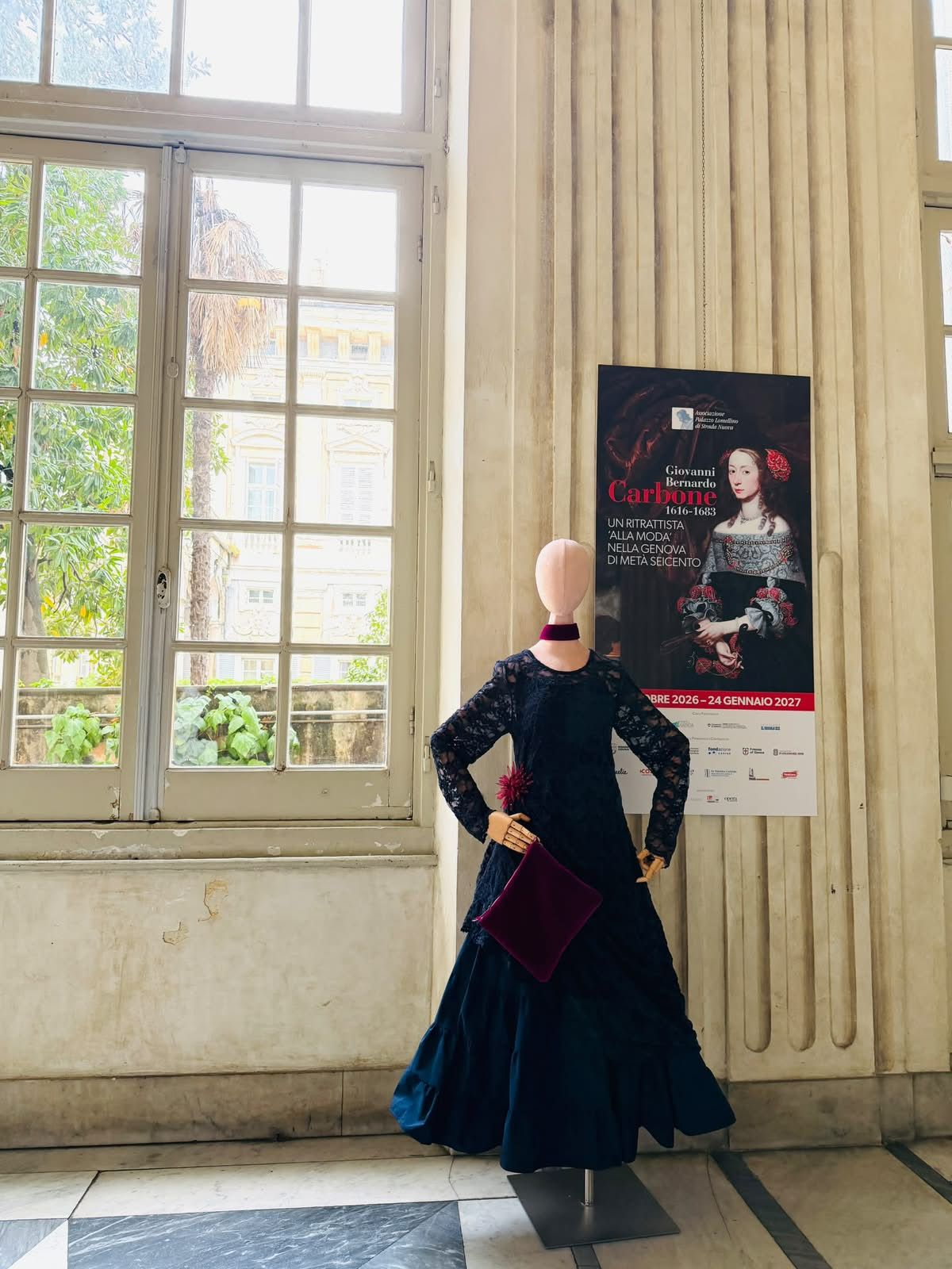 Giovanni Bernardo Carbone kehrt mit Amelie zur Ausstellung zurück Im Palazzo Nicolosio Lomellino in Genua wird der Wert des Kleides inszeniert | Image 638358