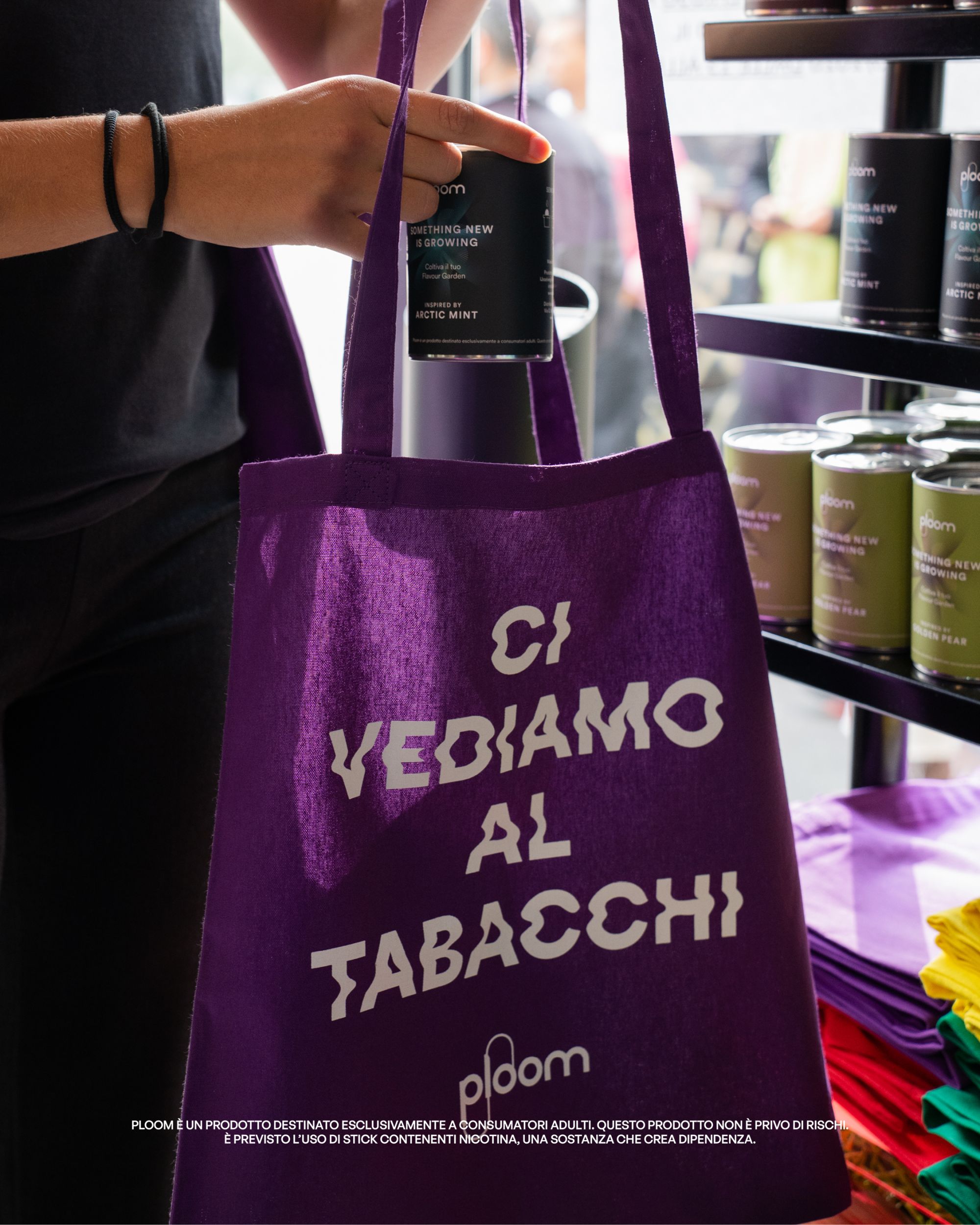 Ploom* reinventa il soft clubbing con T-Club DJ set, drink analcolici ispirati alla nuova gamma LYO* e gadget esclusivi