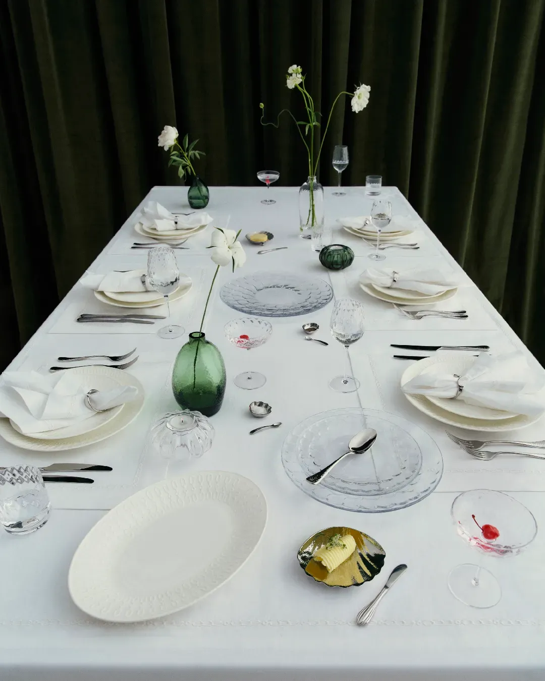 Westwing and Victoria Beckham have collaborated on a tableware line The English designer explores the world of the table