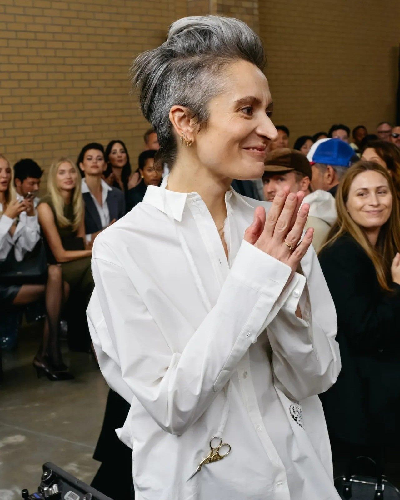Veronica Leoni ha lasciato Calvin Klein Collection Dopo Raf Simons, un'altra direzione creativa troppo breve per il brand americano