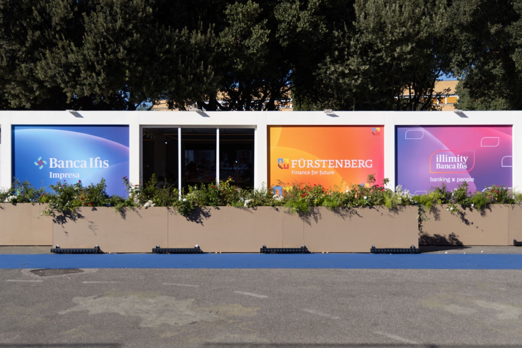 Banca Ifis celebra il cinema e la musica alla Festa del Cinema di Roma Dalla premiazione di Nicola Piovani alla Banca Ifis Lounge, una collaborazione che mette al centro il valore culturale della settima arte
