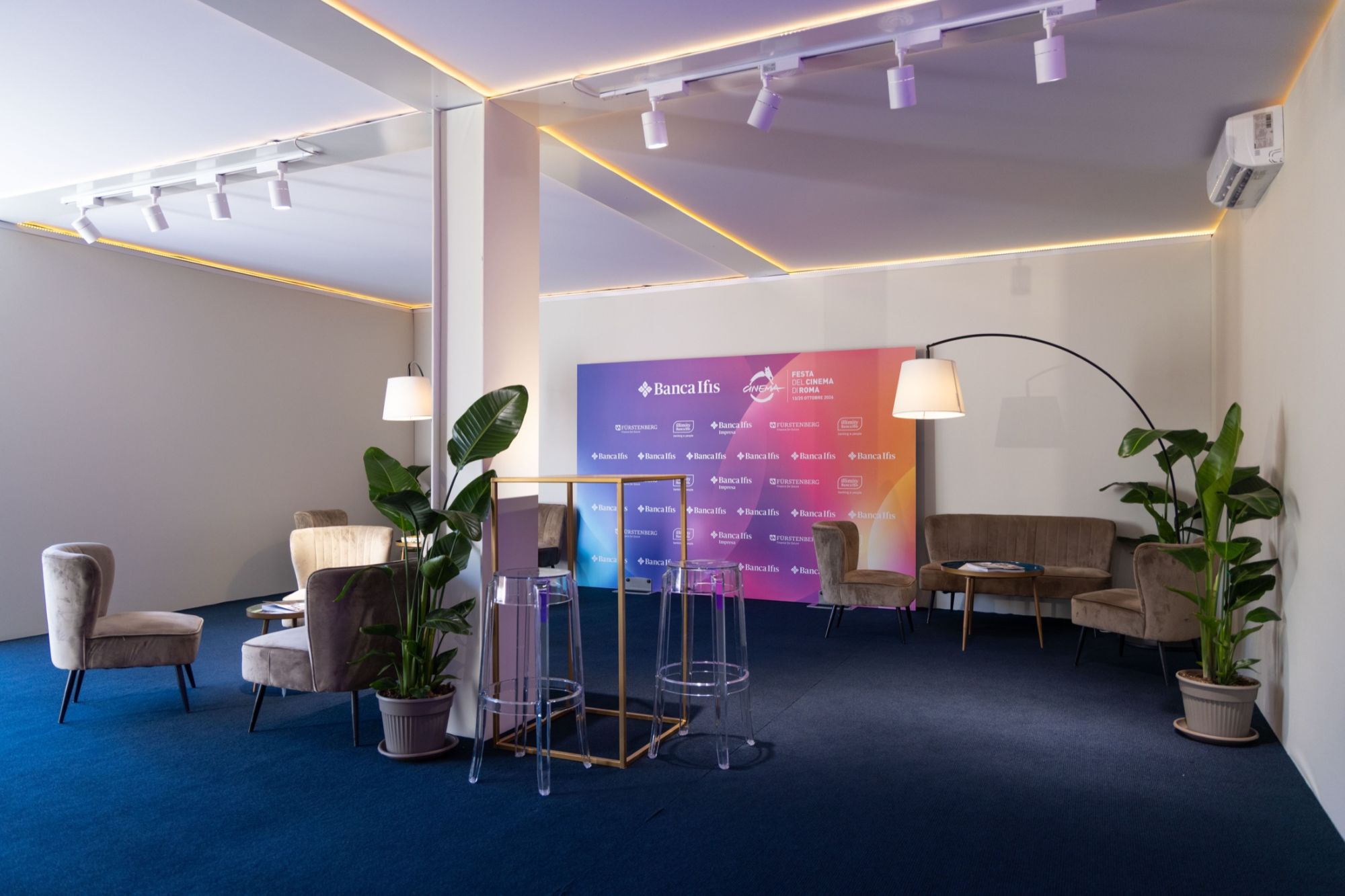Banca Ifis celebra il cinema e la musica alla Festa del Cinema di Roma Dalla premiazione di Nicola Piovani alla Banca Ifis Lounge, una collaborazione che mette al centro il valore culturale della settima arte