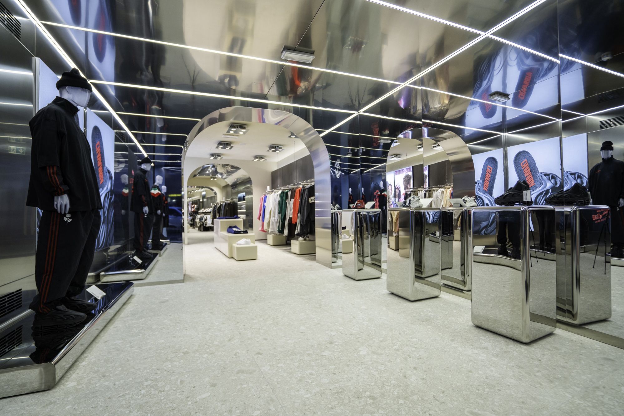 adidas Originals inaugura un nuovo store a Roma in via del Babuino Ecco come è andato l'evento di apertura