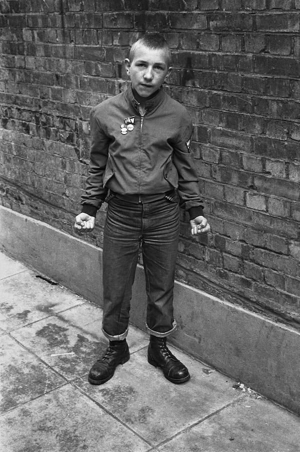 アート・デザイン・音楽 SKINHEADS 1979-1984 Derek Ridgers Skinheads 1979-1984 by Derek Ridgers on Apple Books