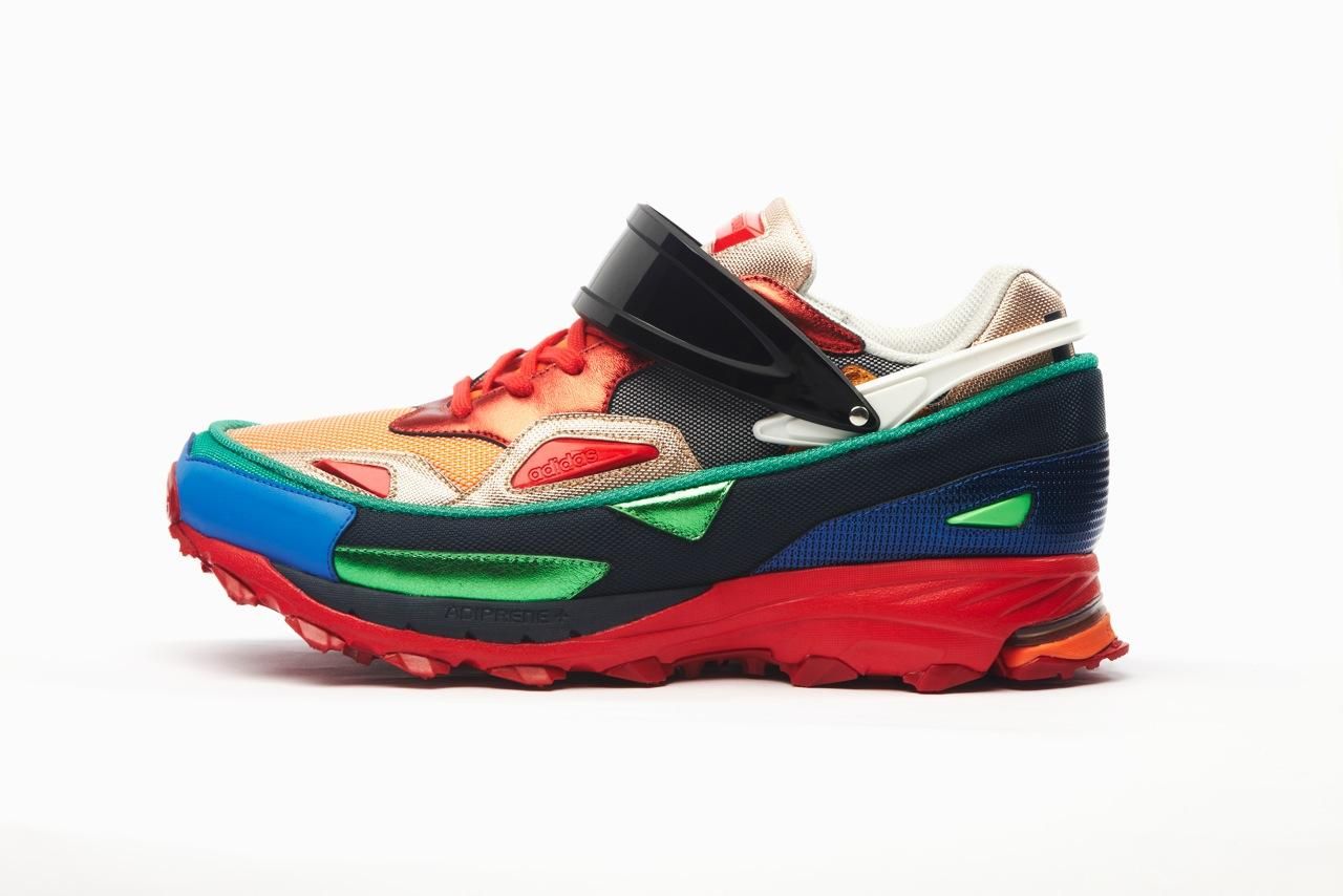 adidas EE7933 RAF SIMONSレッドグラデーションシューズ adidas EE7933 RAF SIMONSレッドグラデーションシューズ - メルカリ