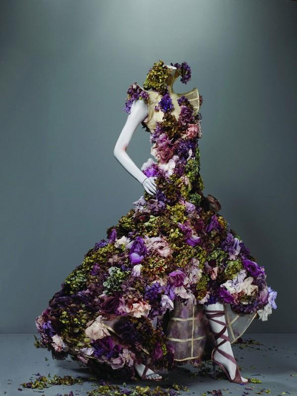 アレクサンダー・マックイーン: サヴェージ・ビューティ Alexander McQueen: Savage Beauty by Andrew Bolton, Hardcover