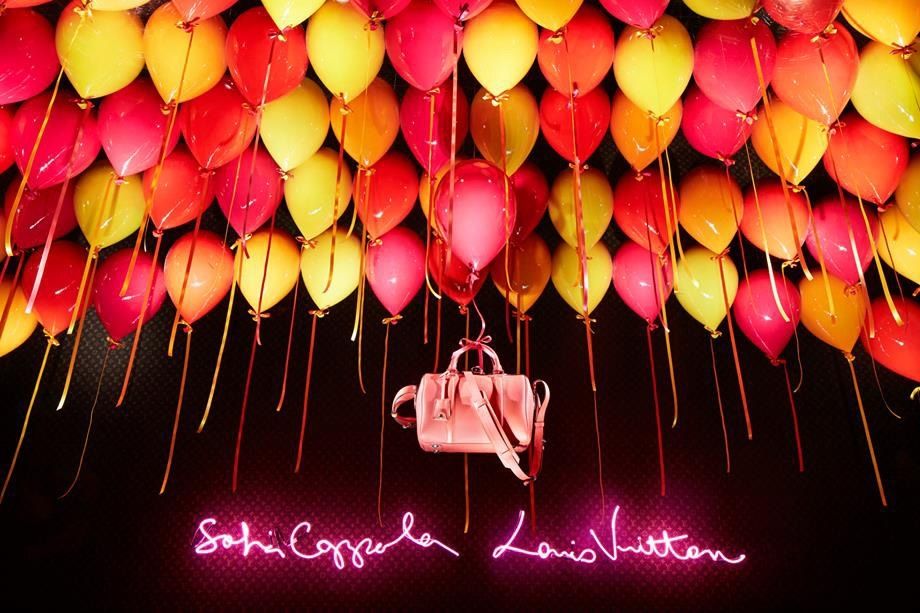 Louis Vuitton logo, colorful realistic balloons, fashion brands, colorful  backgrounds, HD wallpaper